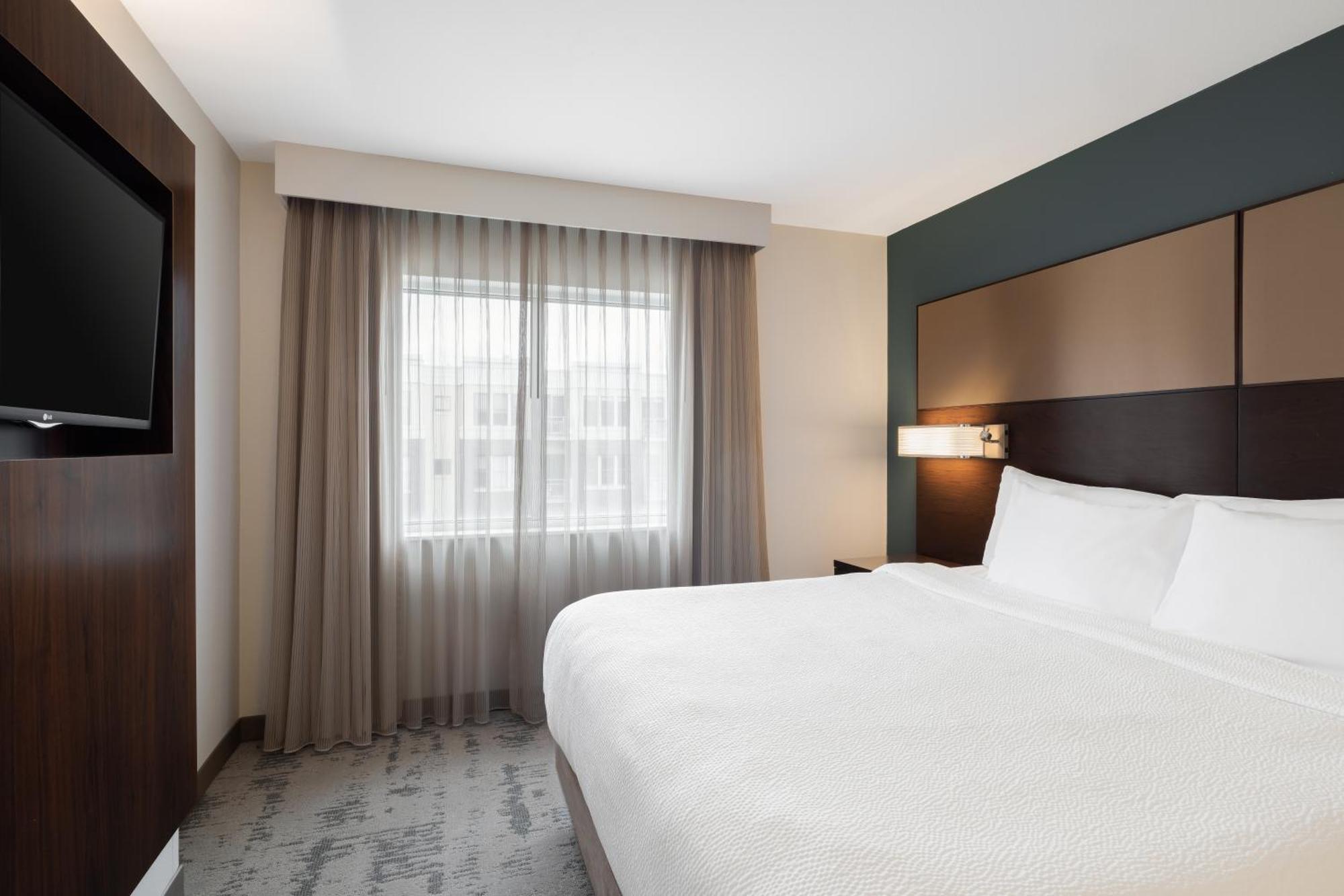 Residence Inn By Marriott Des Moines Downtown Exterior photo