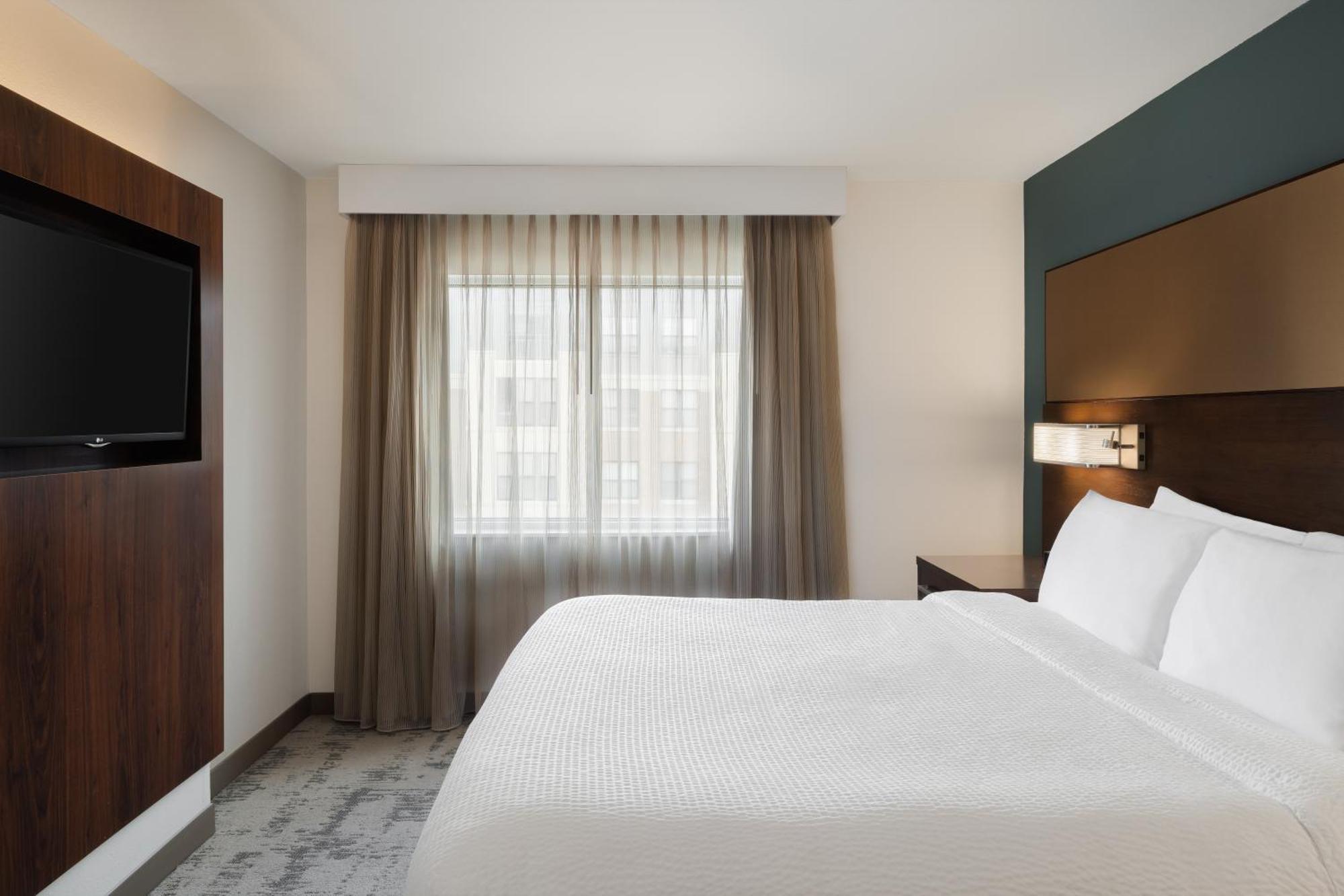 Residence Inn By Marriott Des Moines Downtown Exterior photo